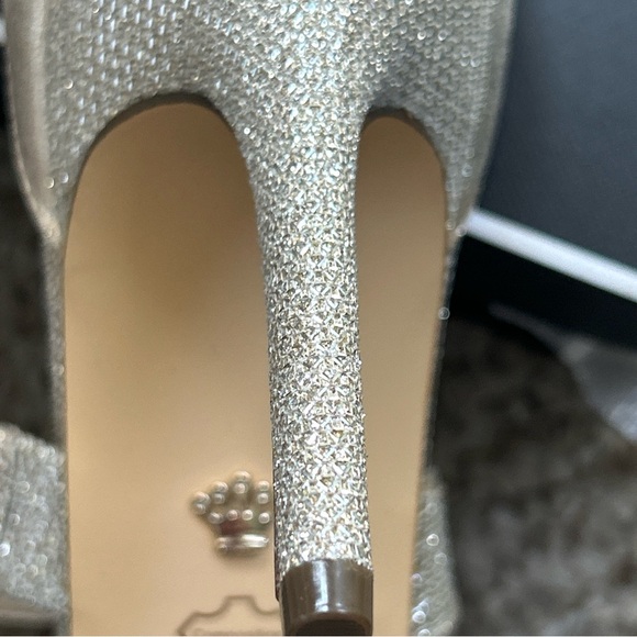 NEW NINA Women's Celosia Dress Sandal Taupe Reflective SZ 10 - Picture 14 of 16